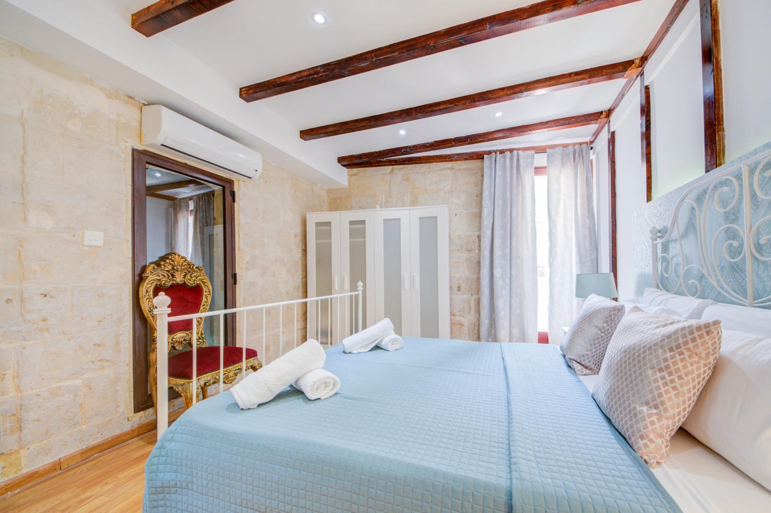 Valletta Waterfront Villa With Pool And Jacuzzi Exterior photo