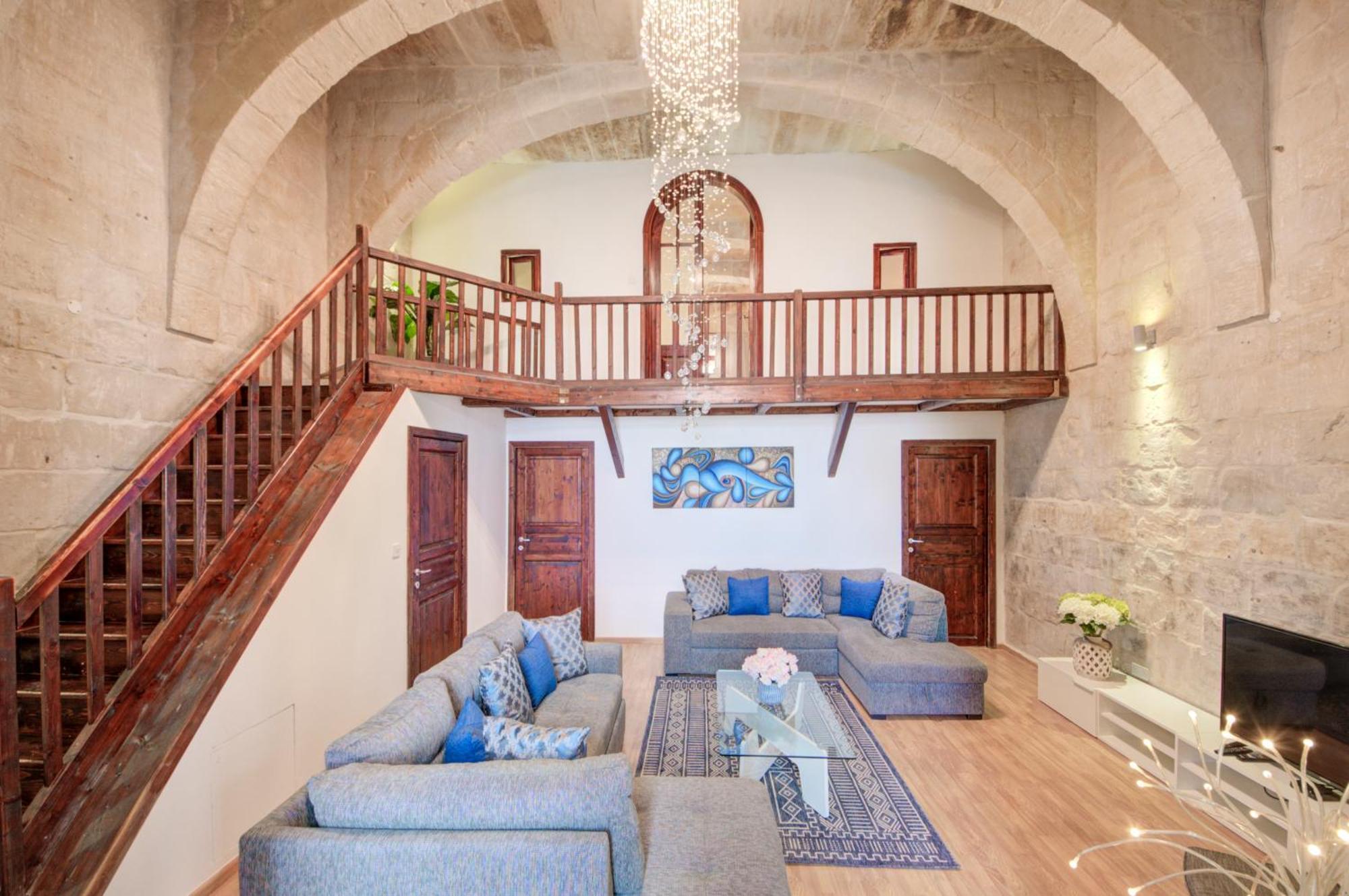 Valletta Waterfront Villa With Pool And Jacuzzi Exterior photo